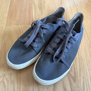 Olukai Pehuea Lī sneakers size 8